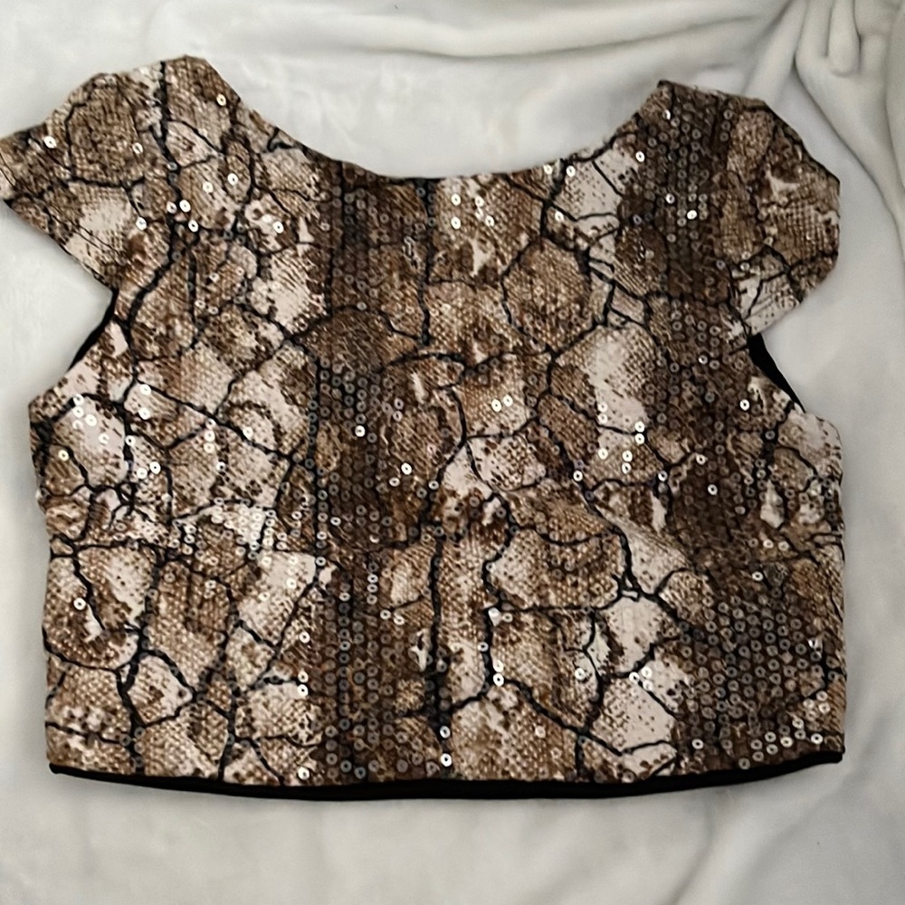 Brown beater crop top